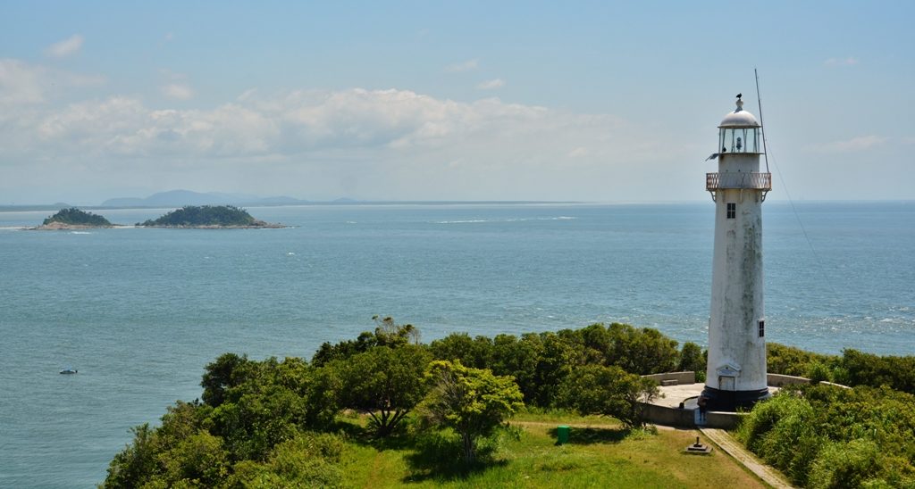 O Farol das Conchas é um dos lugares mais bonitos da Ilha do Mel. Créditos: Cyrus Daldin.