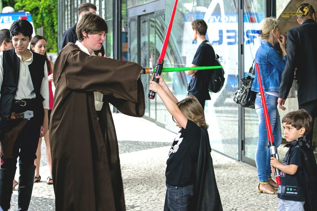 Star Wars é aquela saga que une pessoas de todas as idades. Foto: Nerdnation