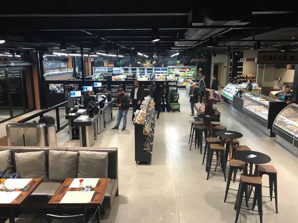 Lugar super aconchegante e moderno. 