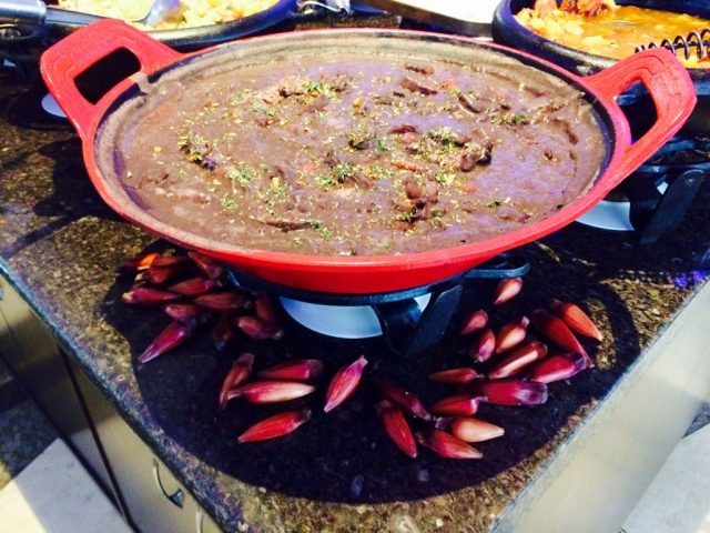 Feijoada de Pinhão. Foto Divulgação