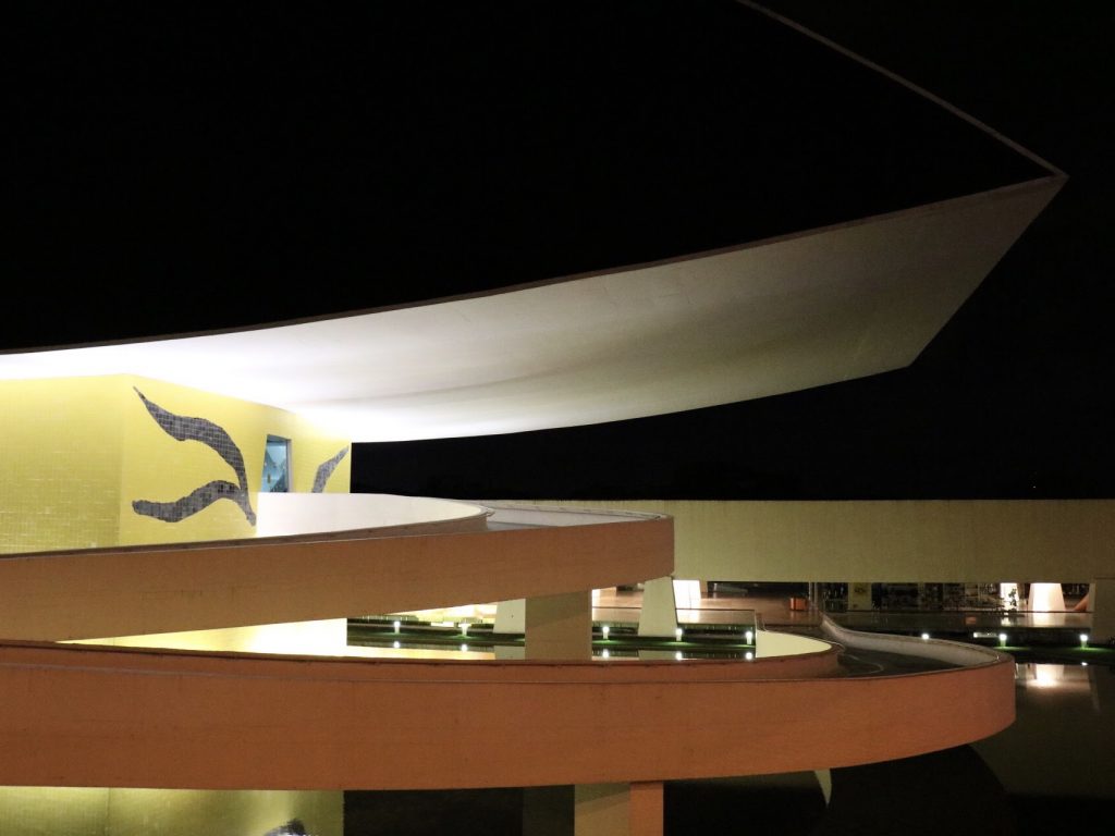 Um gigante curitibano! Foto: Adri Kukla