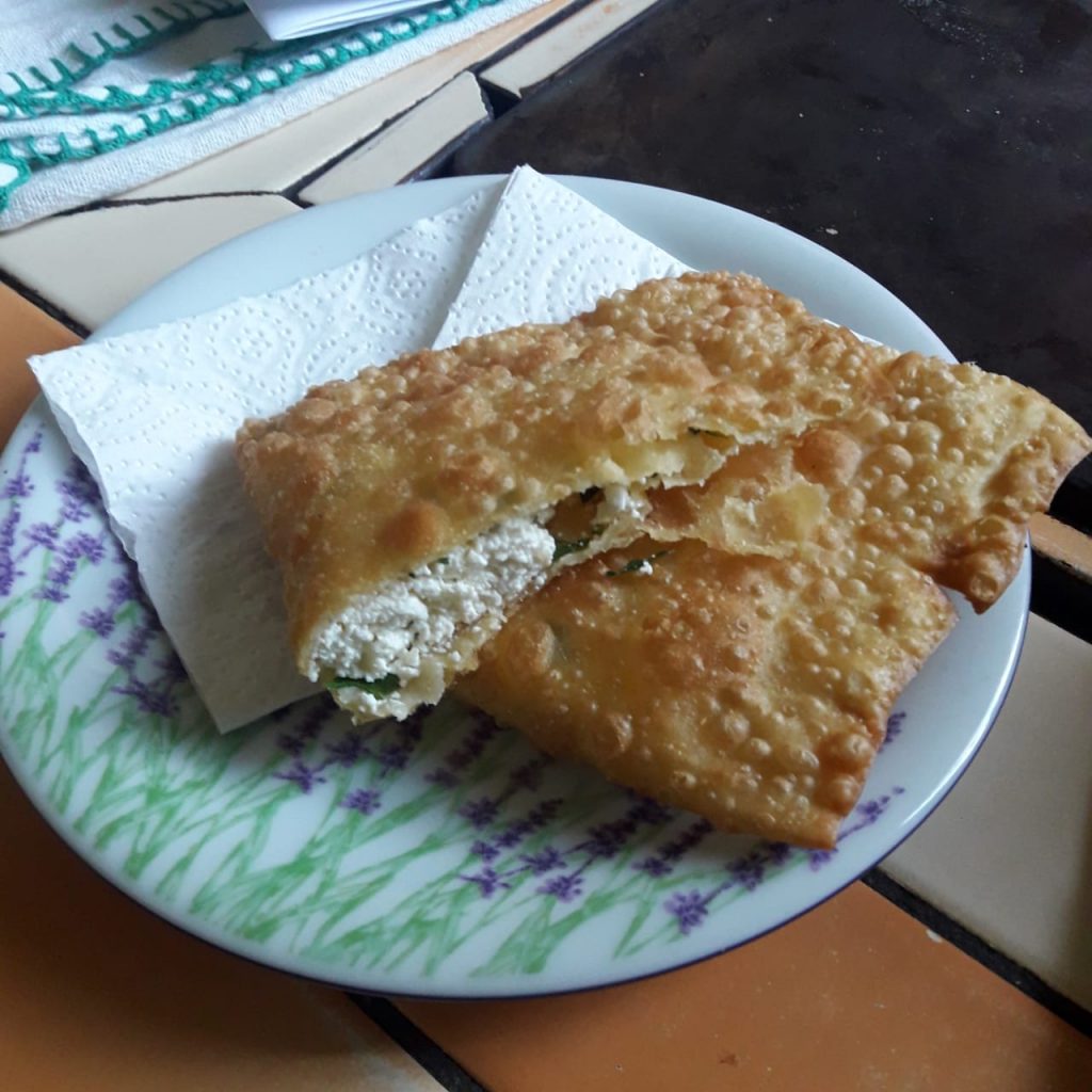 O pastel de ricota da Mercearia é famoso! Foto: Mercearia Iguaçu.