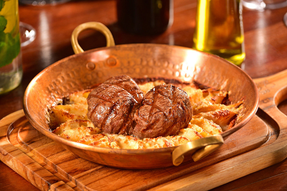 Mignon com Conchiglione de Pera ao Molho Gorgonzola. Foto Divulgação