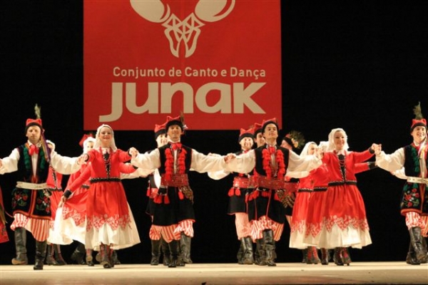 Grupo Folclórico Junak . Foto Divulgação
