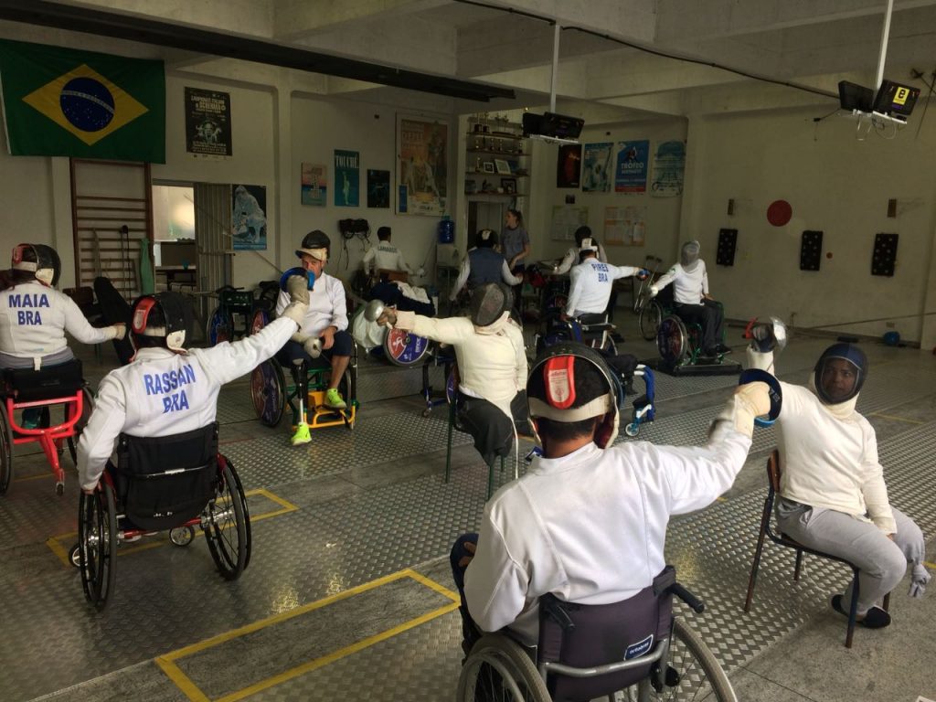 Esgrima em Cadeira de Rodas: modalidade olímpica. Foto: Academia Mestre Kato