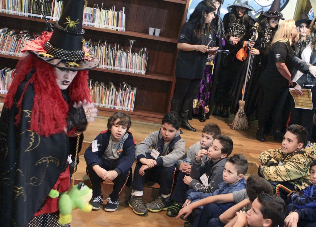  Histórias incríveis com as próprias bruxas. Foto: Valdecir Galor / SMCS